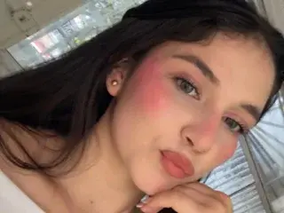 Streamate Nude Webcam of ZoeBarnett