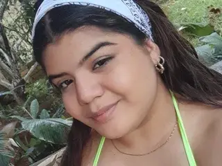 Streamate Live Sex of skyy_white