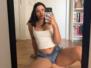 Streamate Private Sex Chat of rossilari