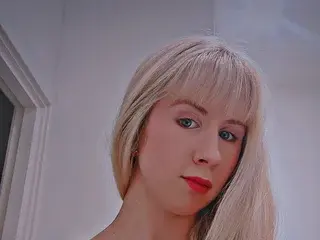 Streamate Free Live Porn of Lilybee24