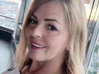 Streamate Adult Webcam of YulliaMilfX