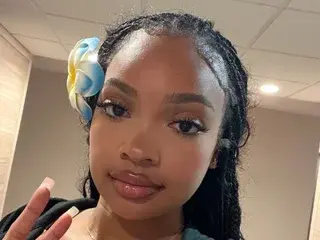 Streamate Live Sex Cam of HalleTheStar