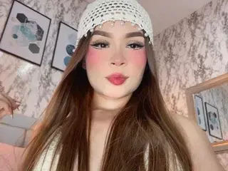 Streamate Nude Webcam of LyennRae