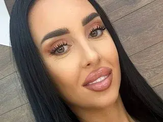 Streamate Watch Live Sex Cams of KairaAndrews