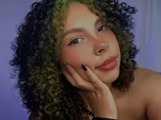 Streamate Sex Cam of ViolettaMiller80