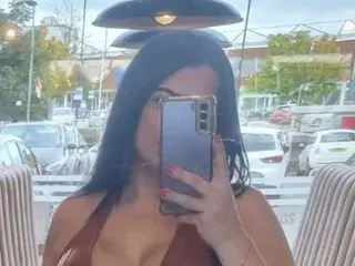 Streamate Live Sex Cam of TemptationPoppyxx