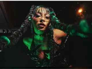 Streamate Best live sex cam show of AliceWalter