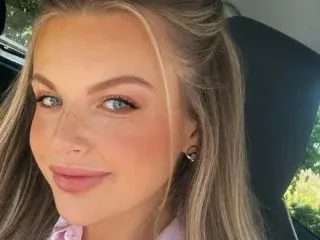 Streamate Free Live Porn of ArabellaRoseheyxx