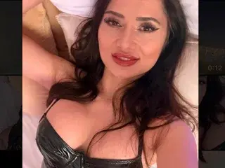 Streamate Nude Webcam of AnnaKarinaX
