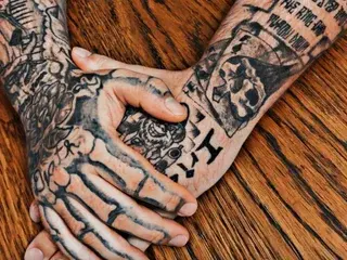 Streamate Live Porn of Tattooed_StepDad