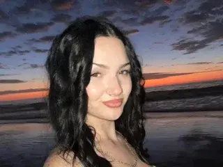 Streamate Live Sex Cam of ivyXrosee