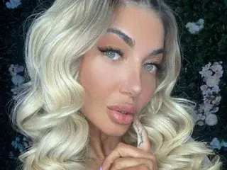 Streamate Free Live Porn of EllsaSin