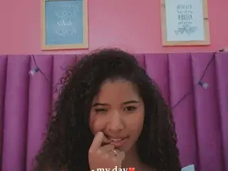 Streamate Free Porn Cam of blacksweetiee