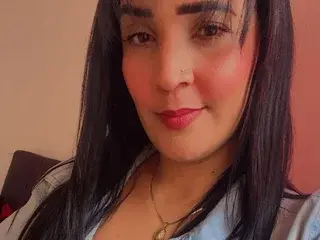 Streamate Private Sex Chat of MILAHOT23