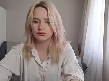 Stripchat Nude Webcam of BloomMoon