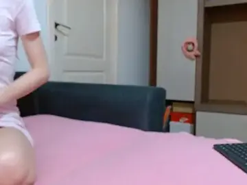 Stripchat Live Sex Cam of Erii18
