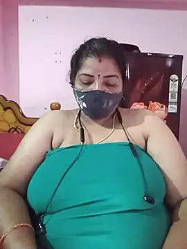 Stripchat Live Sex Cam of tamil_lathikaaa