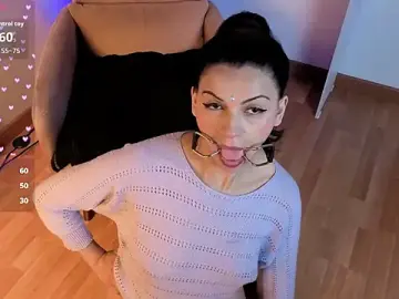 Stripchat Best live sex cam show of aitana_garcia_