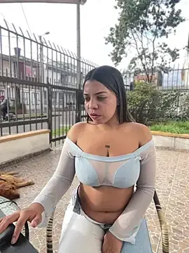 Stripchat Live Sex Cam of AdaPink_