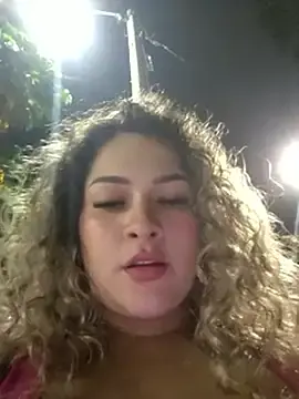 Stripchat Adult Webcams of Sara_smiiith211