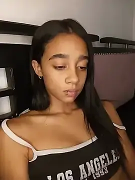 Stripchat Free Porn Cam of Zoe_Sweett18