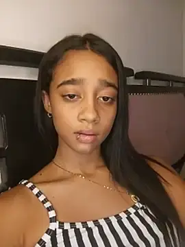 Stripchat Best Webcam of Zoe_Sweett18