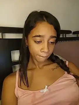 Stripchat Adult Webcam of Zoe_Sweett18