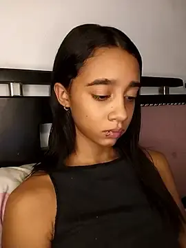 Stripchat Sex Cam of Zoe_Sweett18