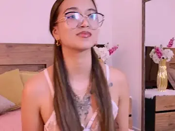Stripchat Watch Live Sex Cams of CassieMills