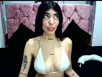 Stripchat Sex Cam of Rouse_Kitty_