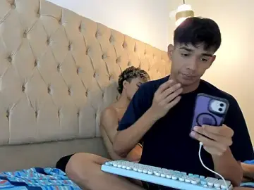Stripchat Adult Webcam of Mrbravo_25