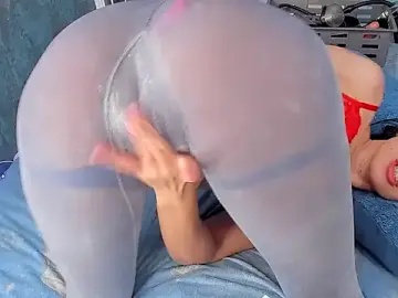 Stripchat Free Live Porn of RedAssHottie
