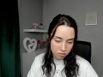 Stripchat Sex Cam of AdeleSolo