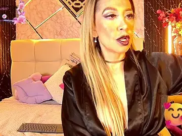 Stripchat Sex Cam of EvelinaGrey