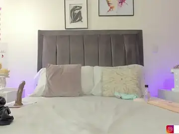 Stripchat Free Porn Cam of helen_mooree