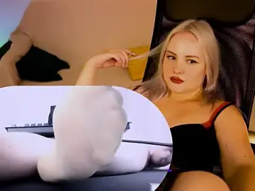 Stripchat Adult Webcam of stellawatts