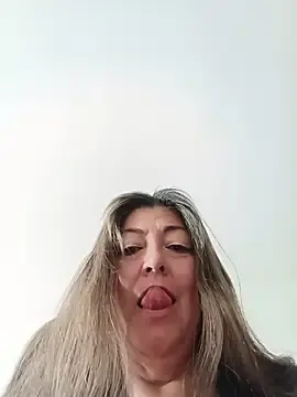 Stripchat Watch Live Sex Cams of emma_tour
