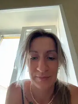 Stripchat Best live sex cam show of EvvaMur