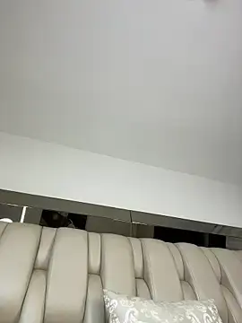 Stripchat Free Live Porn of ALISSON_FOXXX1