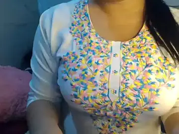 Stripchat Adult Webcam of Trezza