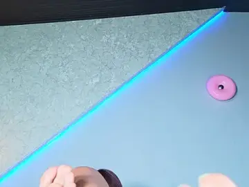 Stripchat Free Porn Cam of CherryBlossom23