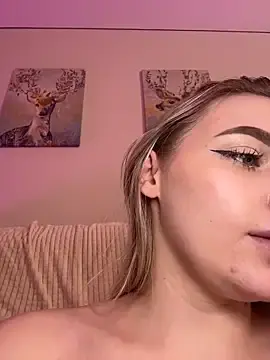 Stripchat Live Porn of HugeBoobsAlice
