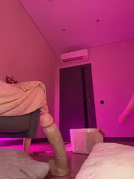 Stripchat Live Porn of HugeBoobsAlice