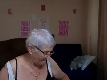 Stripchat Watch Live Sex Cams of Sandra_Snowflake