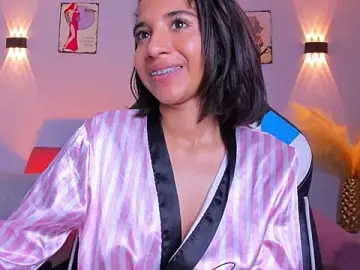 Stripchat Live Sex Cam of Emily_bruss