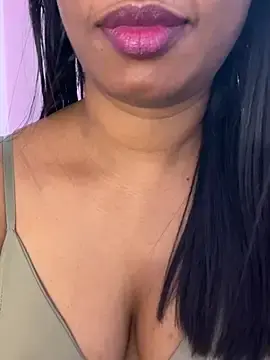Stripchat Nude Webcam of tamil_Aarathi