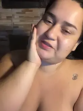 Stripchat Nude Webcam of yesmiia