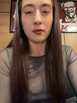 Stripchat Free Live Porn of Holly_Play