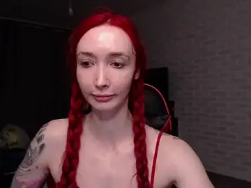 Stripchat Adult Webcams of Roxy_Silver