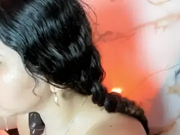 Stripchat Adult Video Chat of hade_cute